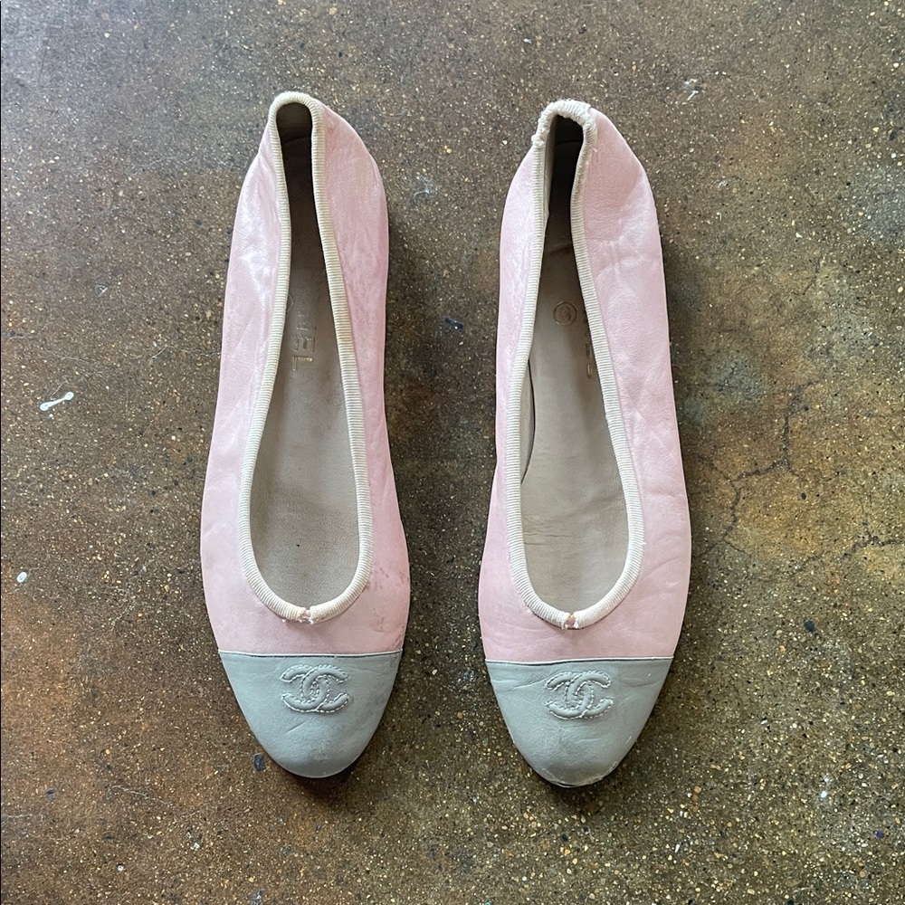 CHANEL Women's Flats in Pink and Gray